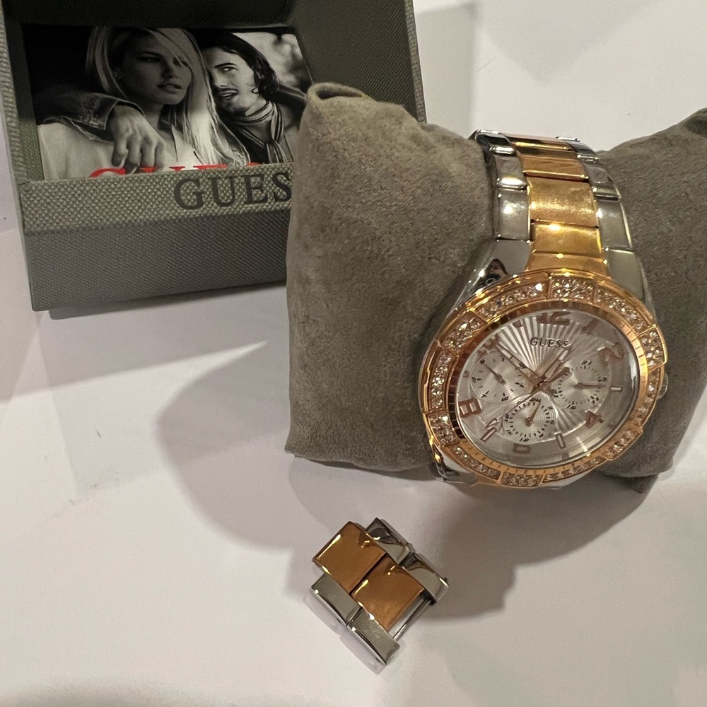 Guess Watch - Picture 3 of 7